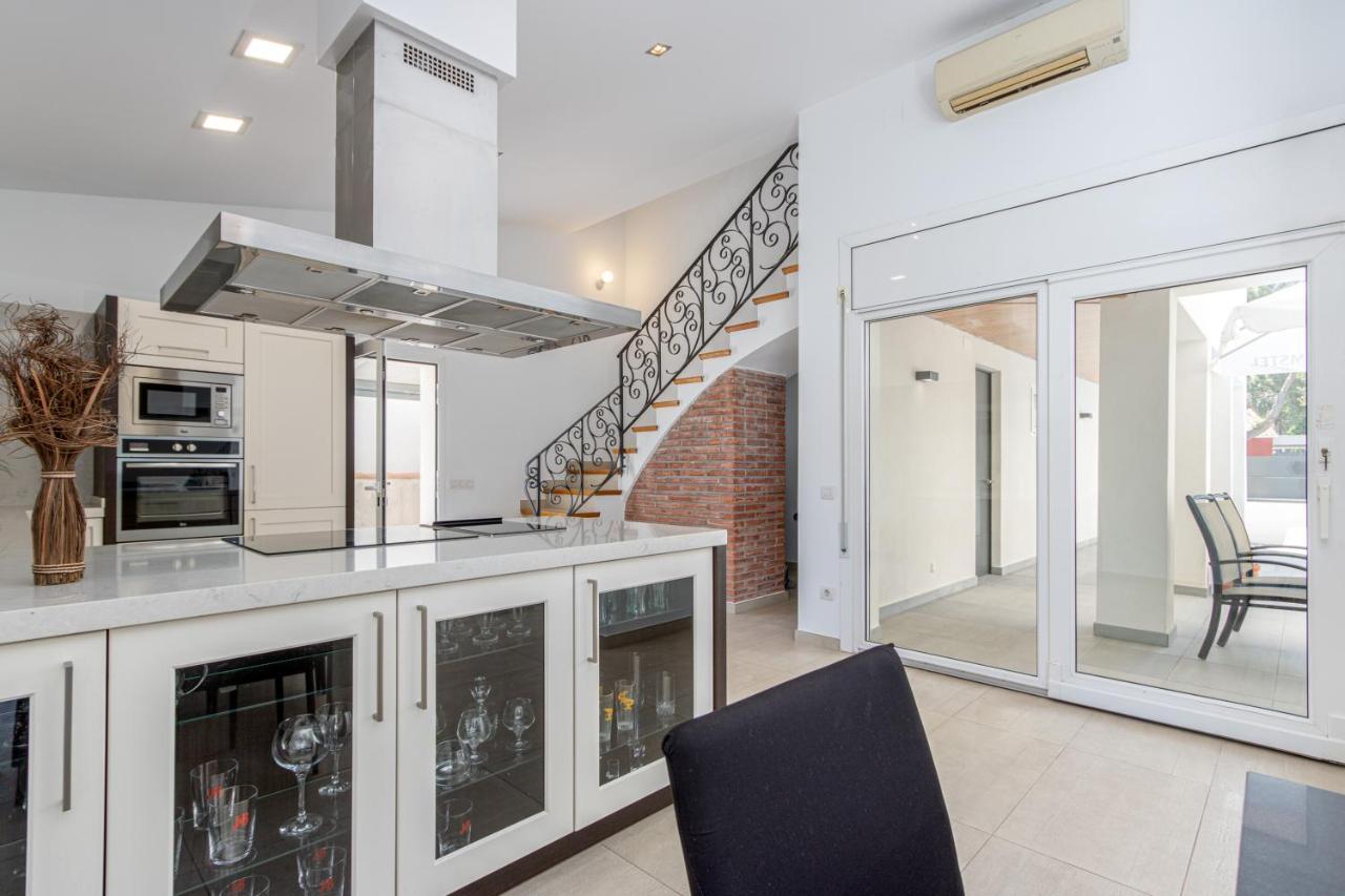 Goldhome - New House With Private Heated Pool, Parking, Wifi, Games Room Empuriabrava Dış mekan fotoğraf