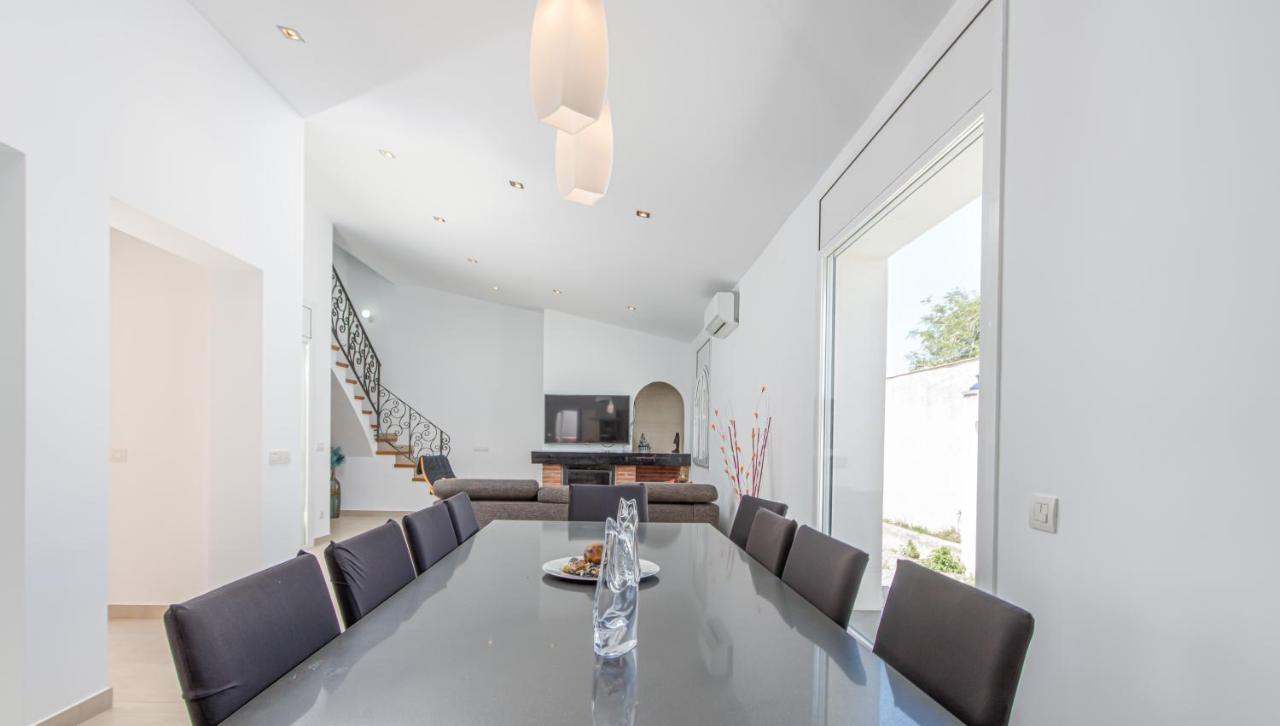 Goldhome - New House With Private Heated Pool, Parking, Wifi, Games Room Empuriabrava Dış mekan fotoğraf