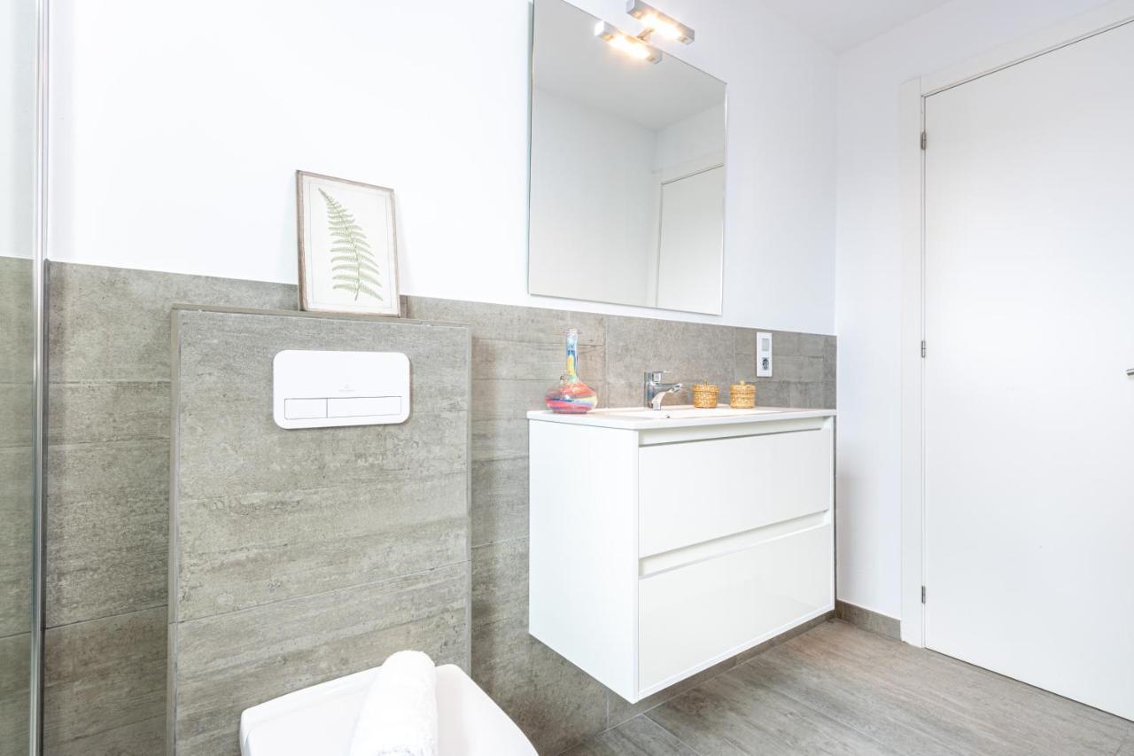 Goldhome - New House With Private Heated Pool, Parking, Wifi, Games Room Empuriabrava Dış mekan fotoğraf