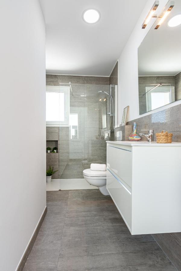 Goldhome - New House With Private Heated Pool, Parking, Wifi, Games Room Empuriabrava Dış mekan fotoğraf
