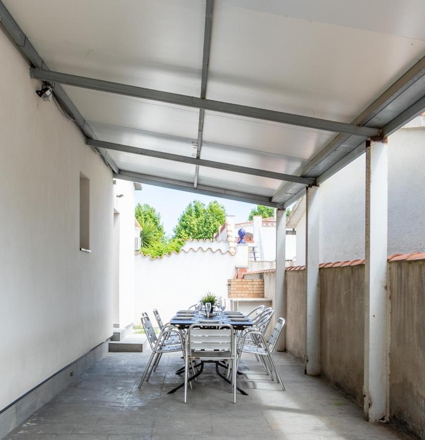 Goldhome - New House With Private Heated Pool, Parking, Wifi, Games Room Empuriabrava Dış mekan fotoğraf